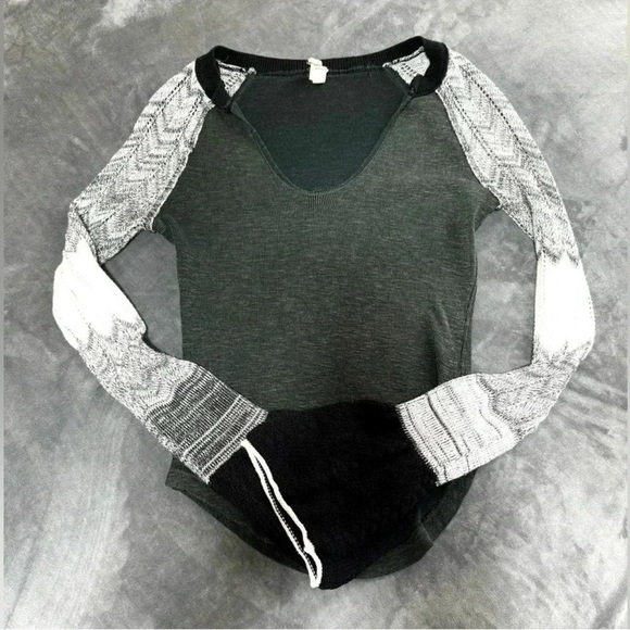 Free People Black and Gray Knit Top - Picture 4 of 6